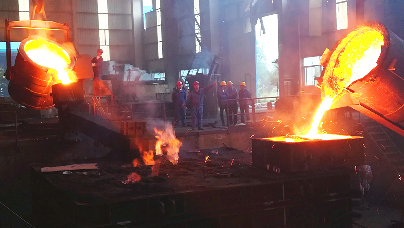 湘電長泵 成功澆注30噸沅江泵體.jpg